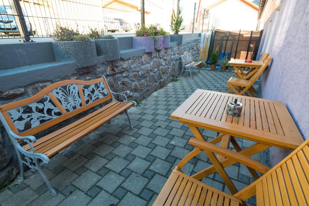 Wellnesshotel & Restaurant Hexenschopf Лёффинген Экстерьер фото